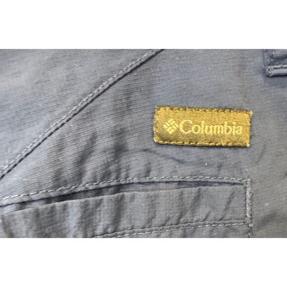 Men's Columbia Omni-Shade Shorts 42W - Navy Blue - Cargo Pocket - Good Preowned - Picture 4 of 7
